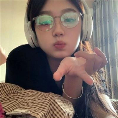 井盖儿 封面