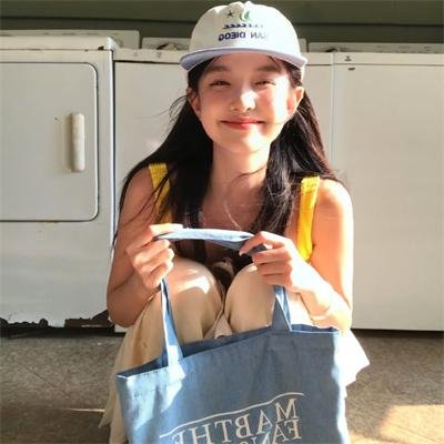 姊妹艳传 封面